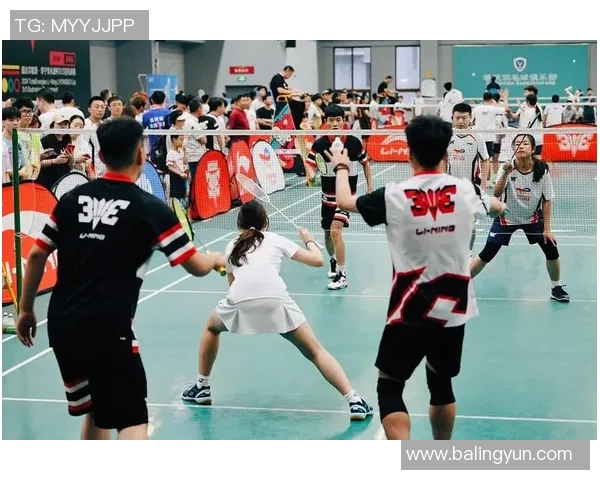 西安羽毛球队反击策略揭秘:深度解析羽毛球竞技的魅力与挑战 西安羽毛球队反击策略揭秘:深度解析羽毛球竞技的魅力与挑战